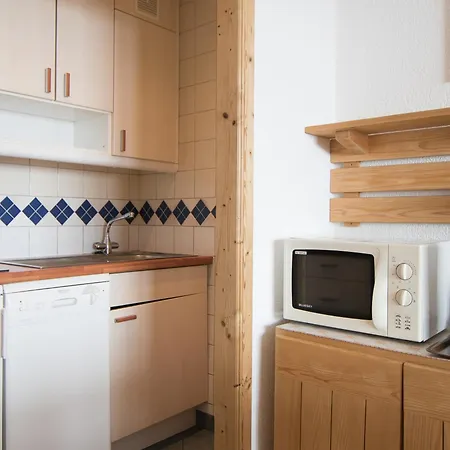 Sud A 500m Des Pistes, Balcon Et Wifi Appartement *